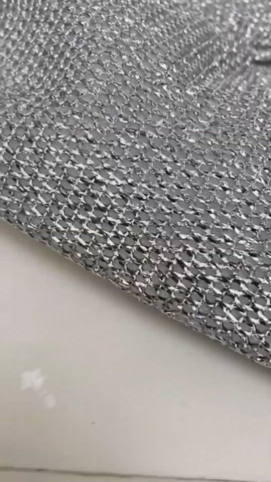 Heavy-Duty Wire Scrubber Dishwashing Mitts – Heat Resistant Steel Wire Cleaning Gloves for Pots, Pans, Grills, and Kitchen Tasks ( pair )